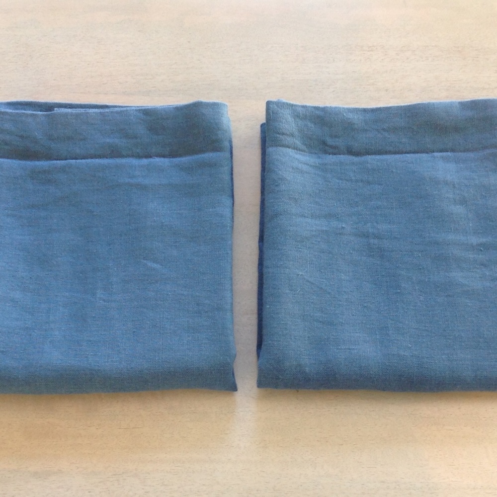 2 Ralph Lauren 100% Linen Standard Shams - Blue